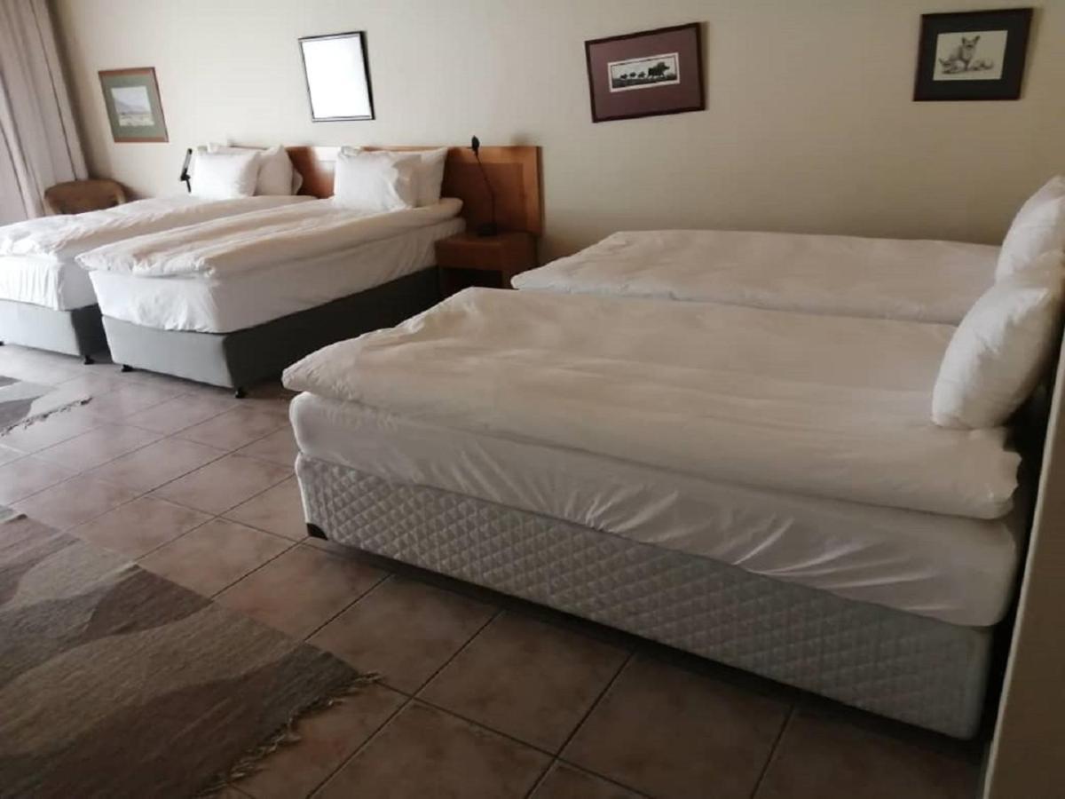 Hotel Pension Palmquell Klein Windhoek Dış mekan fotoğraf